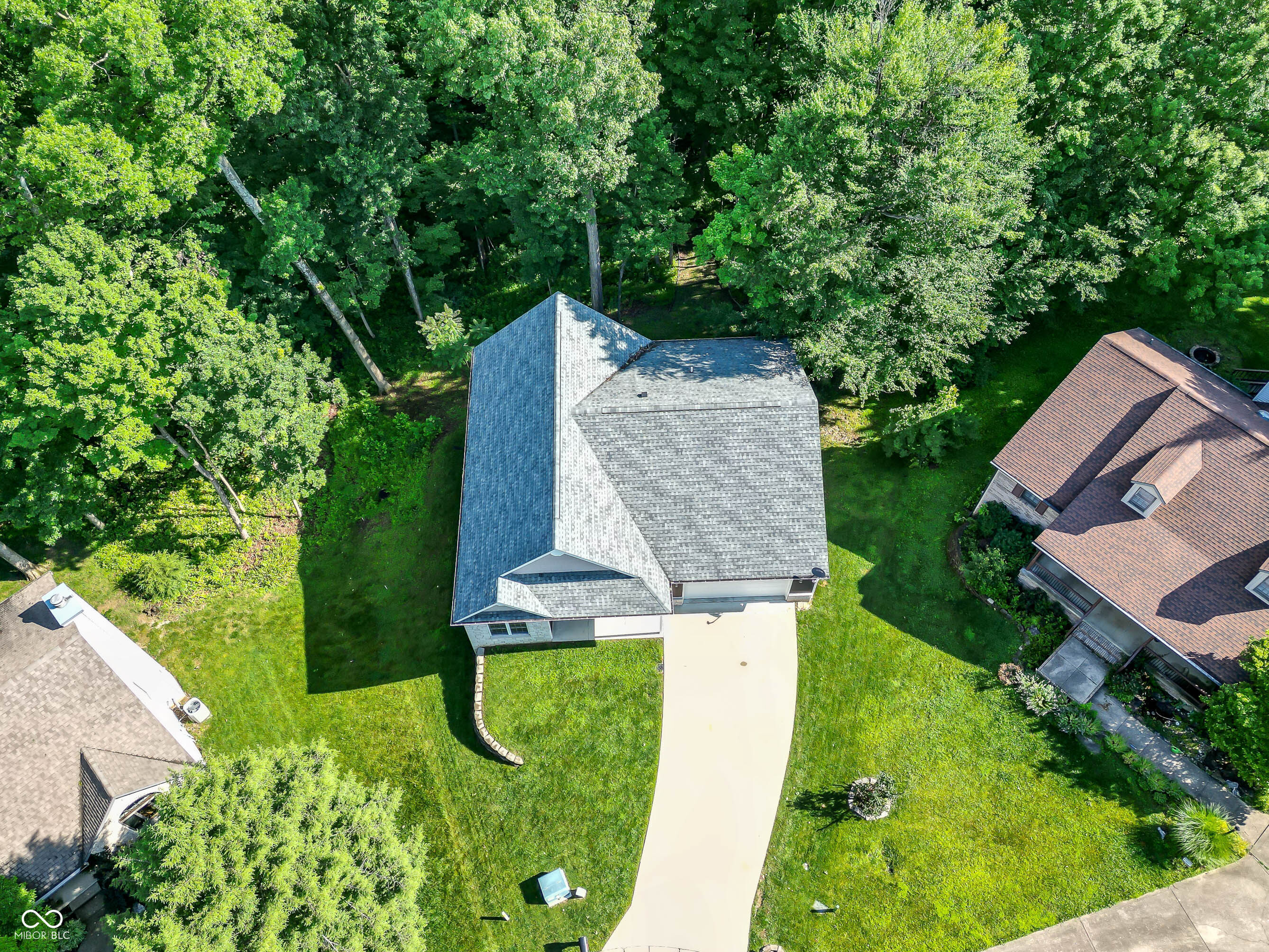 5107 Weathers Court Bloomington, IN 47404 - Photo 2 of 36