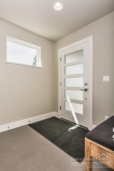 61566 Southwest Blakely Road Bend, OR 97702 - Photo 19 of 25 Additional Photo