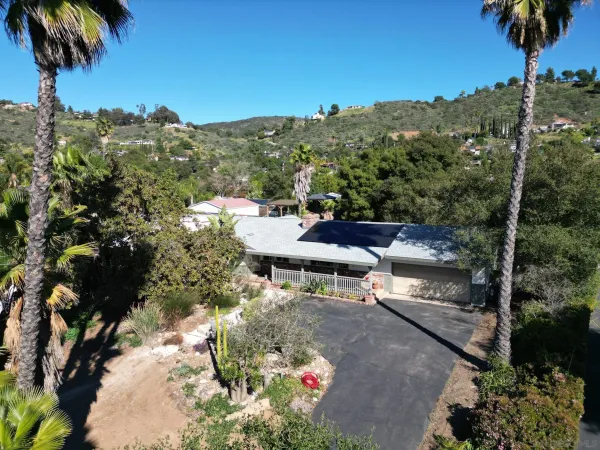 $824,000 | 26327 North Broadway, Escondido, CA 92026
