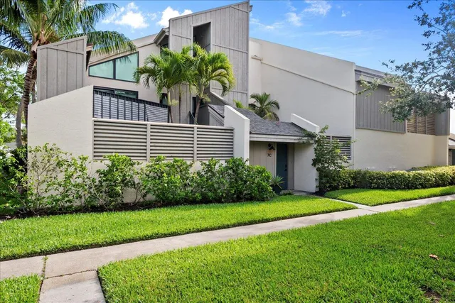 $2,600 | 1605 Highway 1, Unit 7C, Jupiter, FL 33477