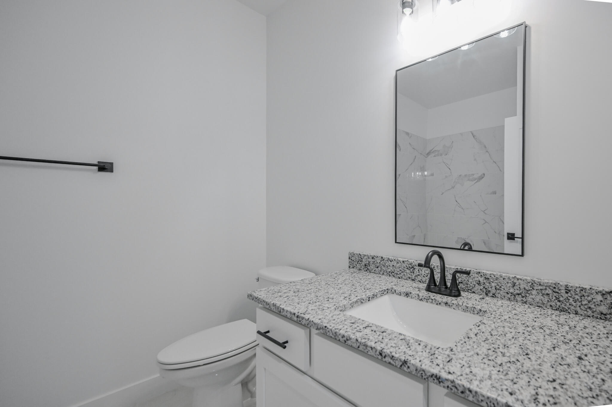 1783 Northpoint Road Springfield, OH 45503 - Photo 21 of 42 Full Bath