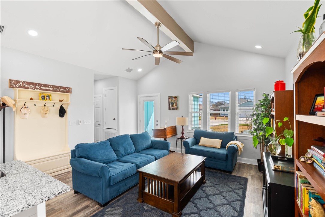 2360 Scott Circle Ingleside, TX 78362 - Photo 3 of 15