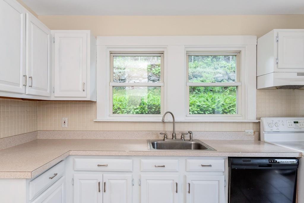 98 Plymouth Road Malden, MA 02148 - Photo 26 of 32 Gallery Image 26