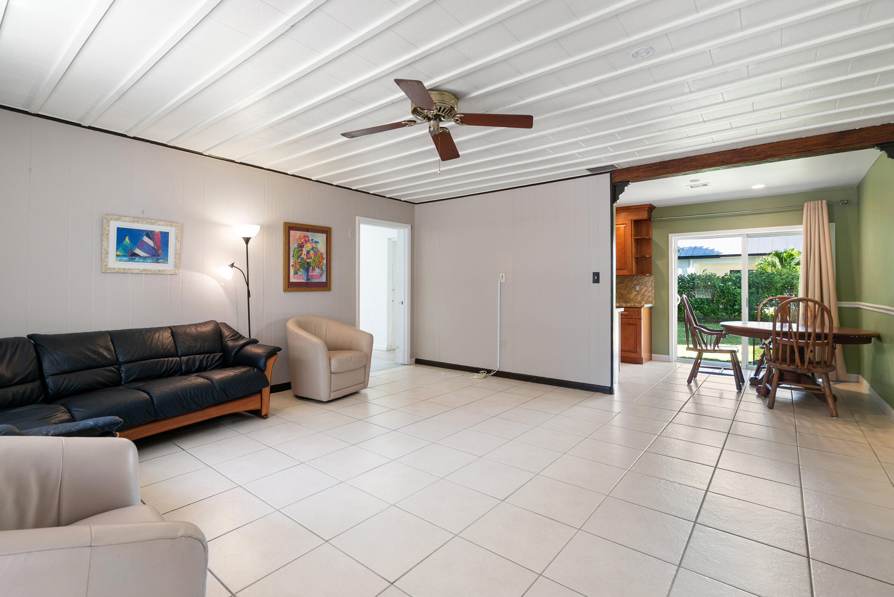 8 Andros Road Key Largo, FL 33037 - Photo 7 of 30 Nice Tiled floors