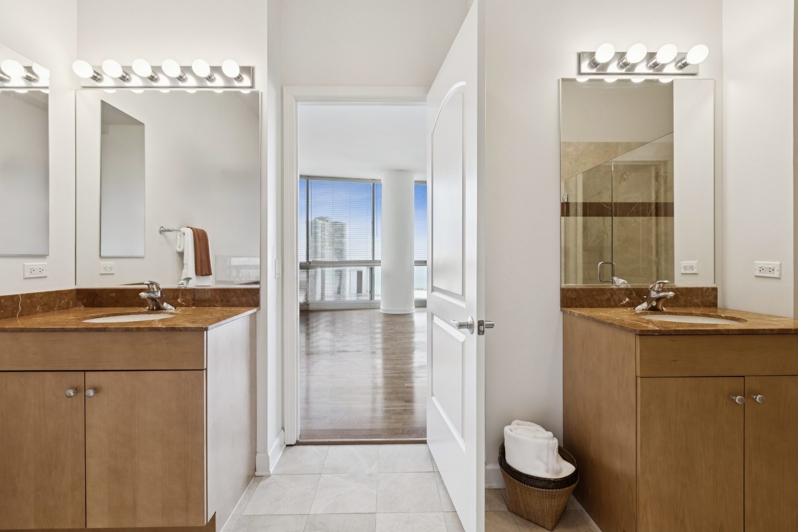 420 East Waterside Drive, Unit 4010 Chicago, IL 60601 - Photo 15 of 39 a bathroom with a sink a toilet and shower