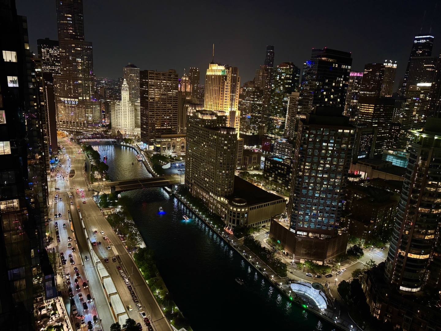 420 East Waterside Drive, Unit 4010 Chicago, IL 60601 - Photo 39 of 39 a city view