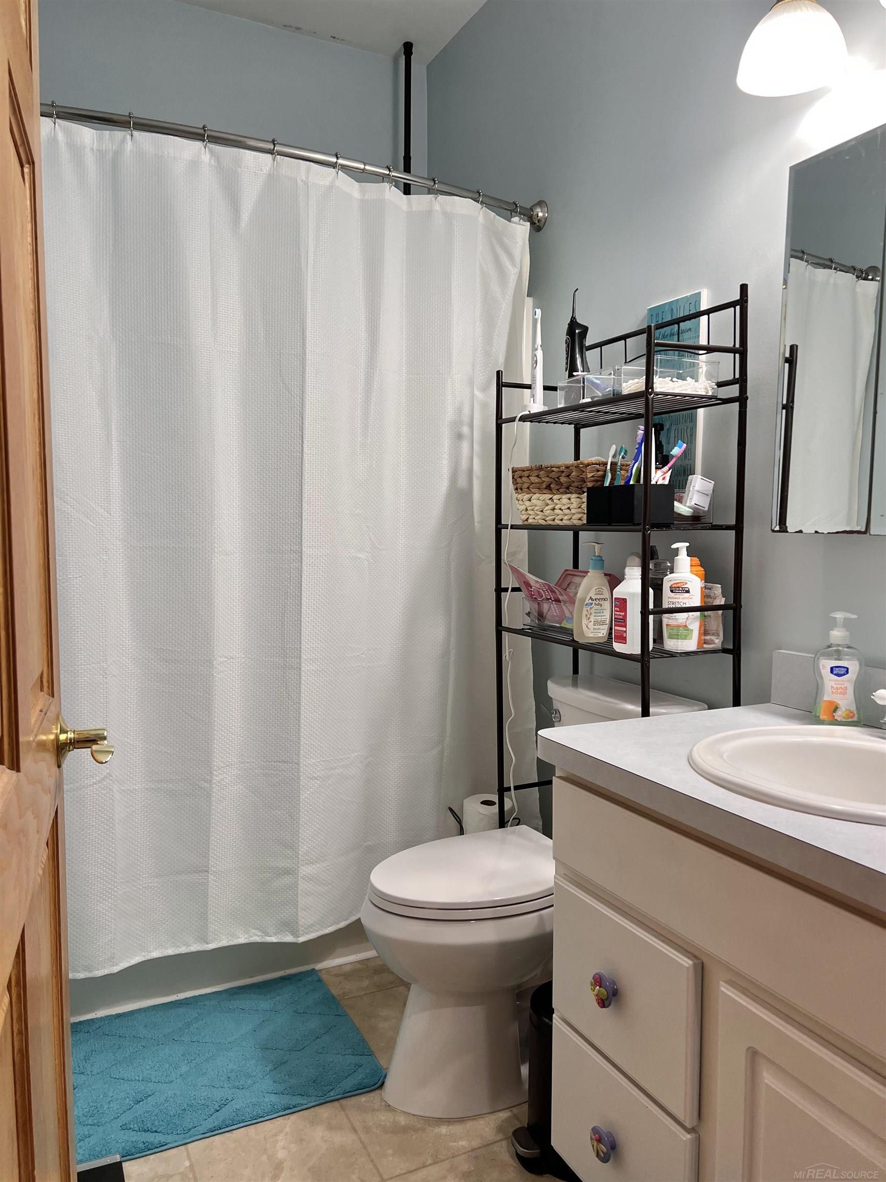 815 Cove Road Goodells, MI 48027 - Photo 51 of 88 50176590-98672f7b-eefc-4224-8e4a-5c0702ffafac.JPG