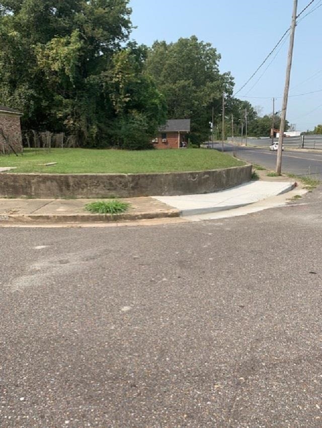 2999 Green Road Memphis, TN 38109 - Photo 6 of 7 Gallery Image 6
