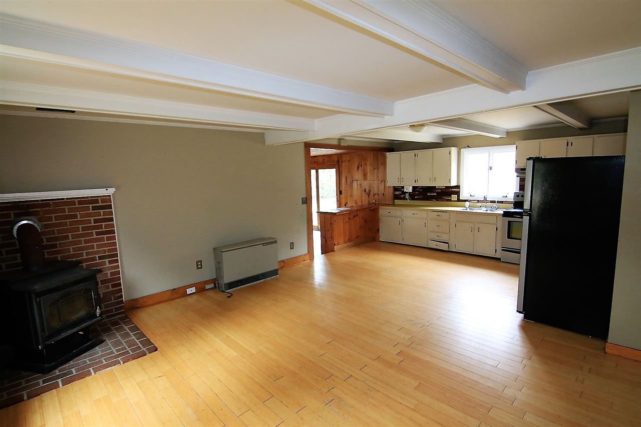 238 Spring Street Hopkinton, NH 03229 - Photo 12 of 28