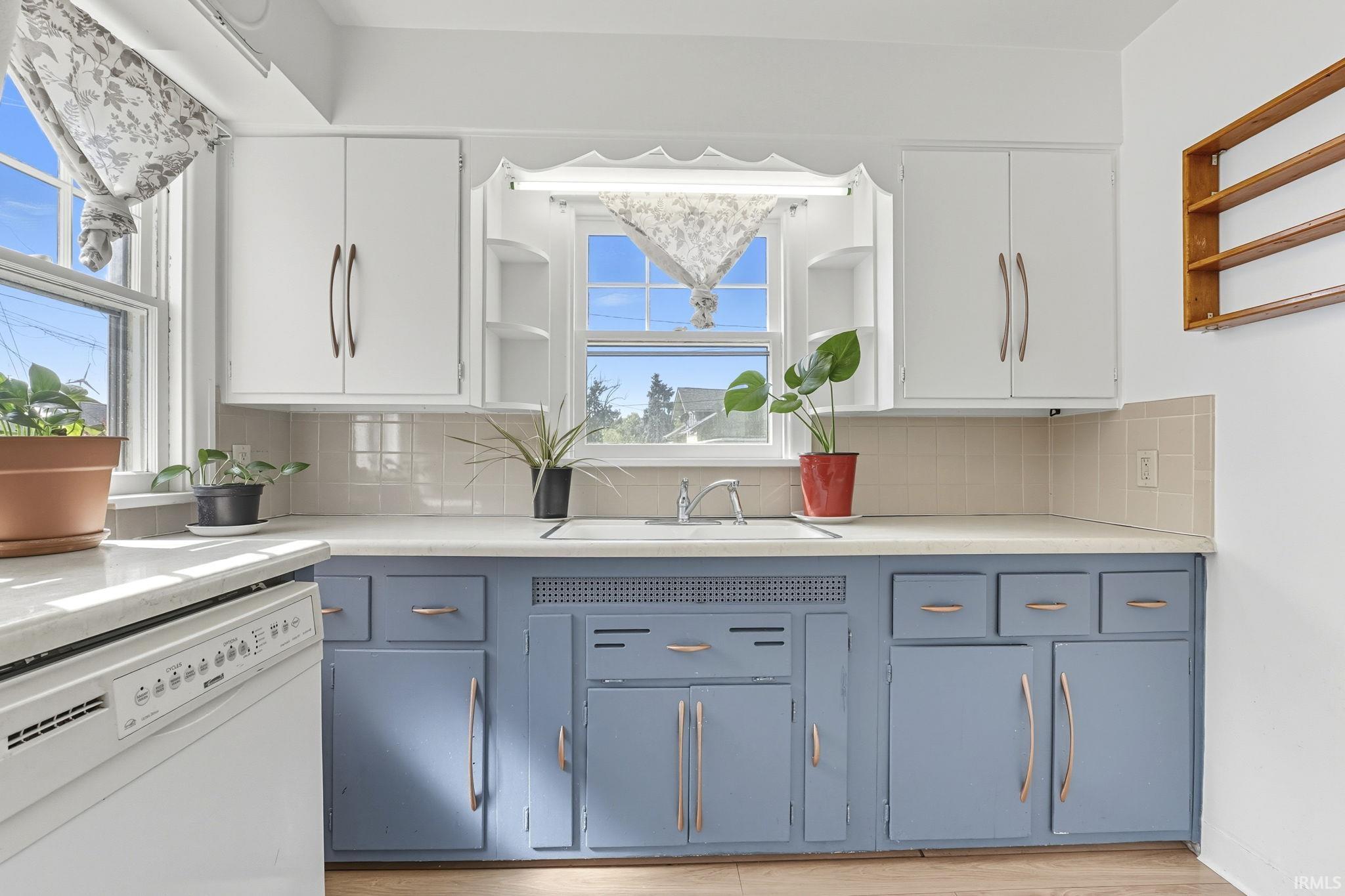 2316 Oakridge Road Fort Wayne, IN 46805 - Photo 13 of 36