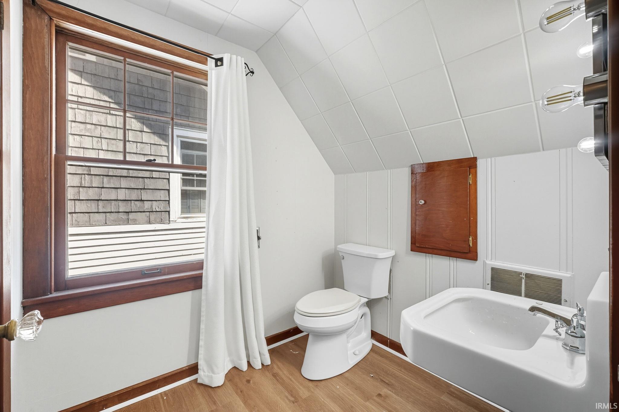 2316 Oakridge Road Fort Wayne, IN 46805 - Photo 23 of 36