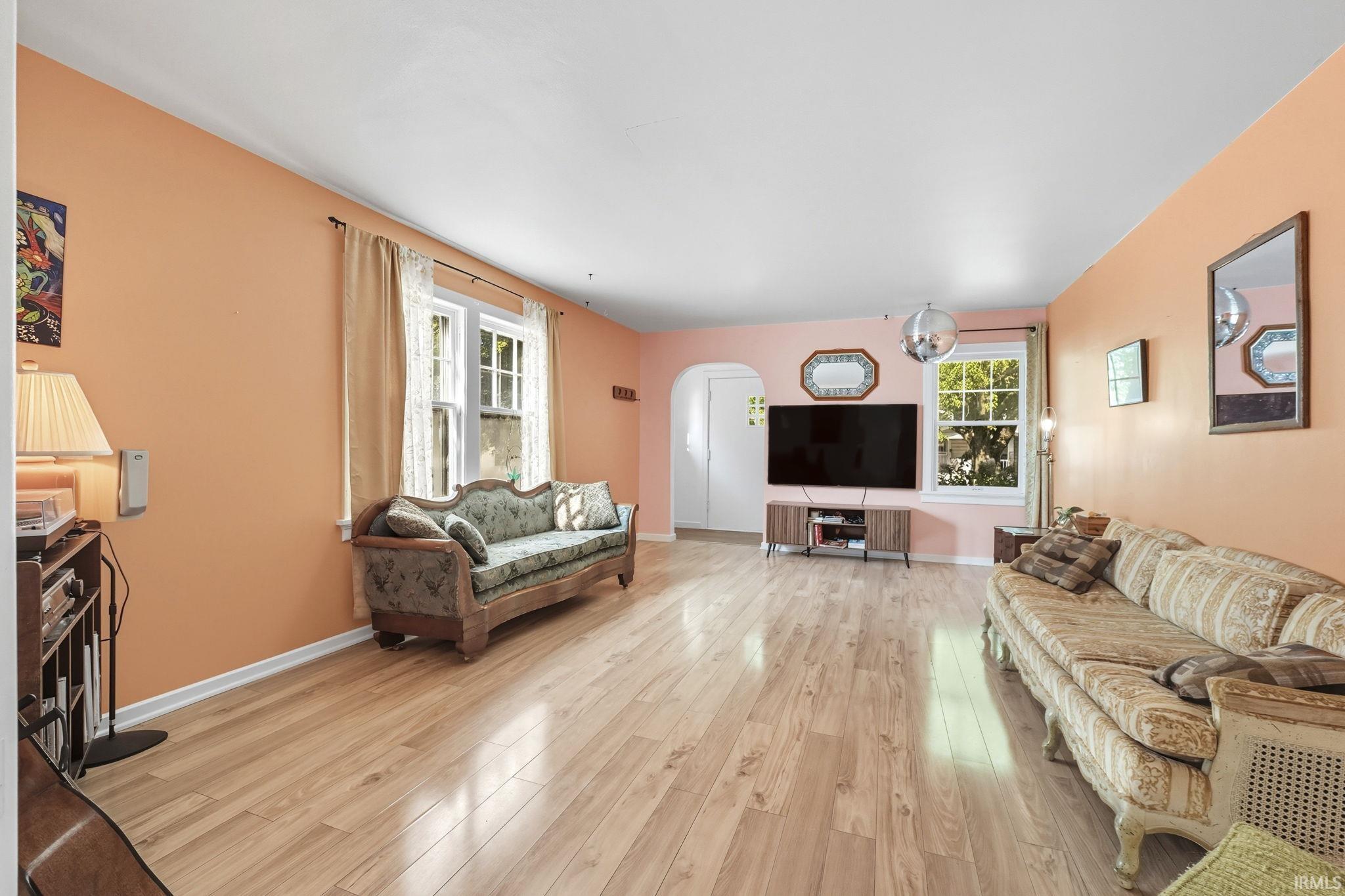 2316 Oakridge Road Fort Wayne, IN 46805 - Photo 5 of 36