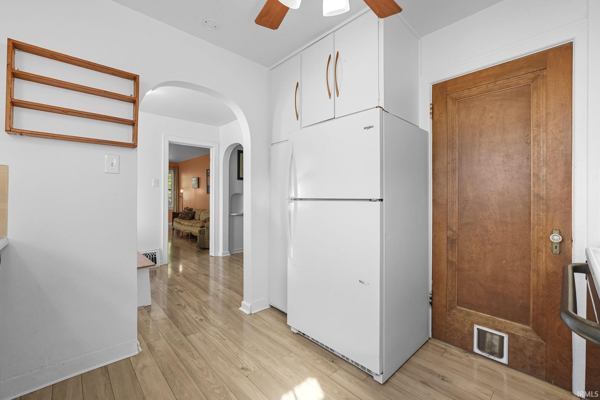 2316 Oakridge Road Fort Wayne, IN 46805 - Photo 8 of 36