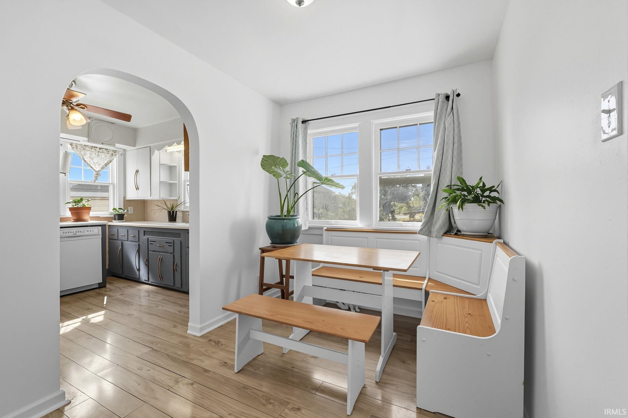 2316 Oakridge Road Fort Wayne, IN 46805 - Photo 10 of 36