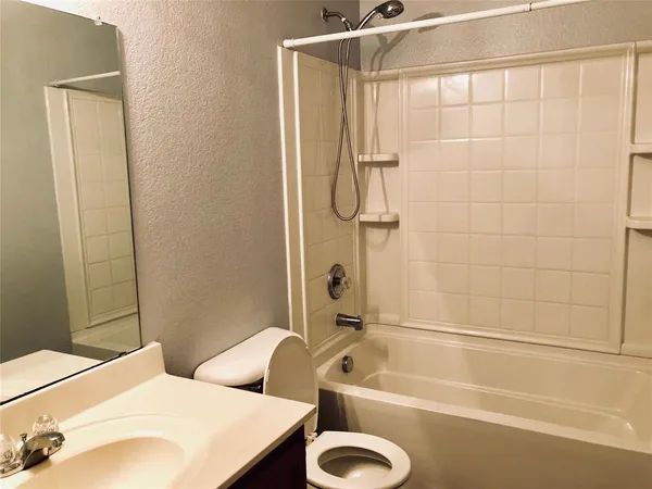 $1,950 | 12916 Cedar Hollow Drive, Fort Worth, TX 76244