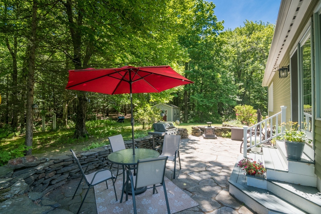 26 Briar Hill Road Williamsburg, MA 01096 - Photo 4 of 41