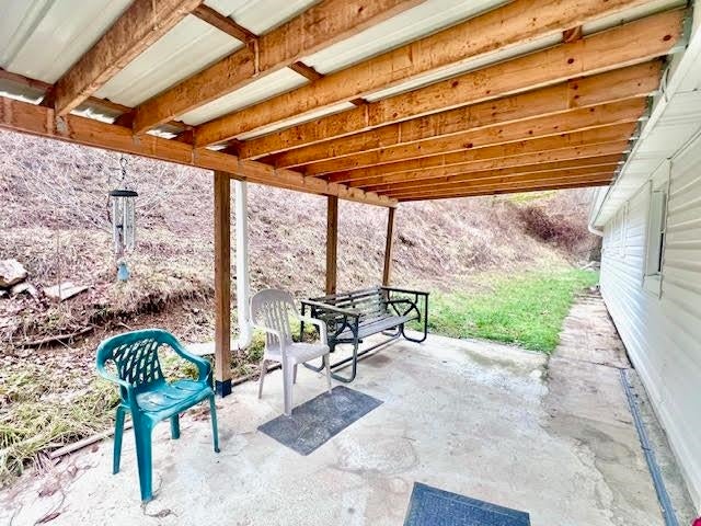 2645 Lower Creek Road Milton, WV 25541 - Photo 25 of 32 Gallery Image 25