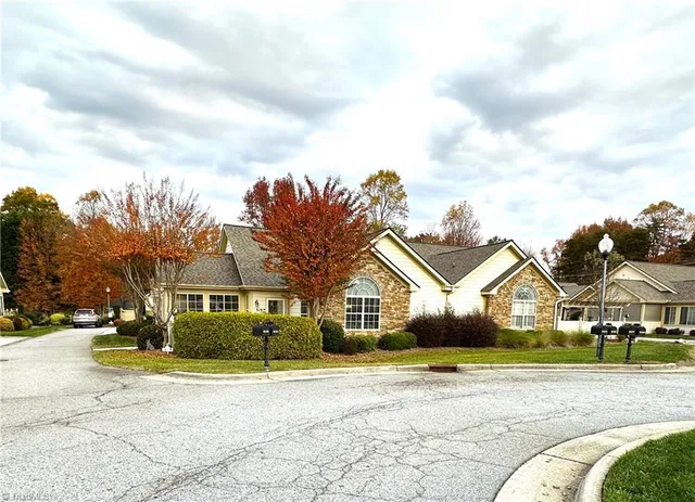 $339,900 | 919 Eagle Road, Greensboro, NC 27407