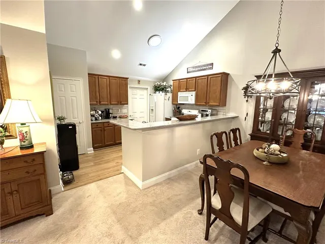 $339,900 | 919 Eagle Road, Greensboro, NC 27407