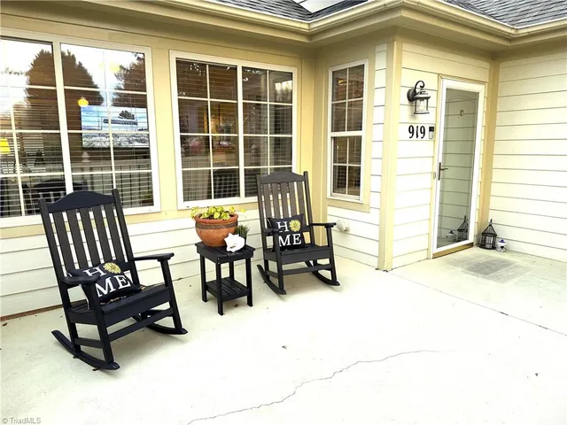 $339,900 | 919 Eagle Road, Greensboro, NC 27407