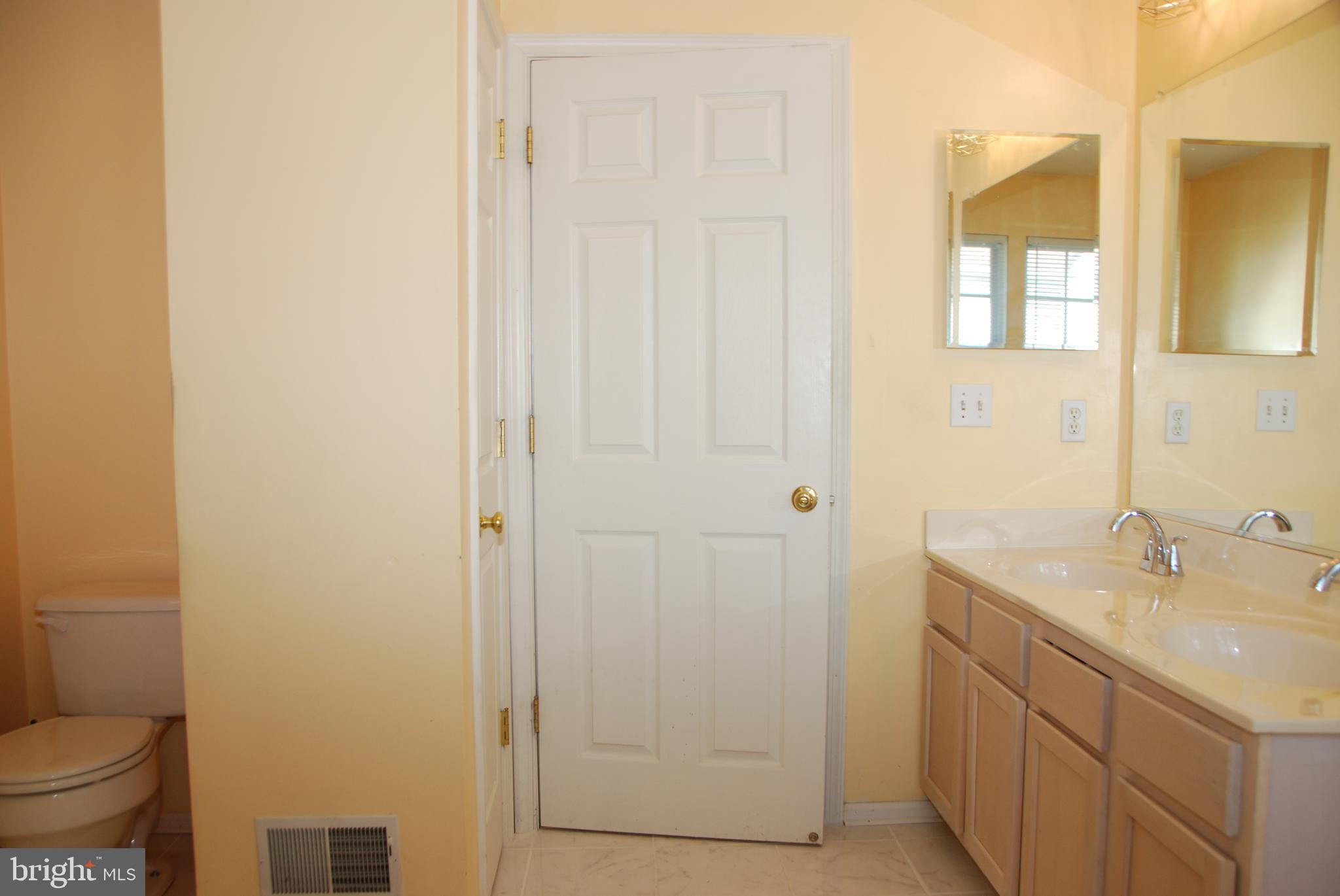 4605 Runnymeade Road Owings Mills, MD 21117 - Photo 40 of 43 Upper level Master bathroom
