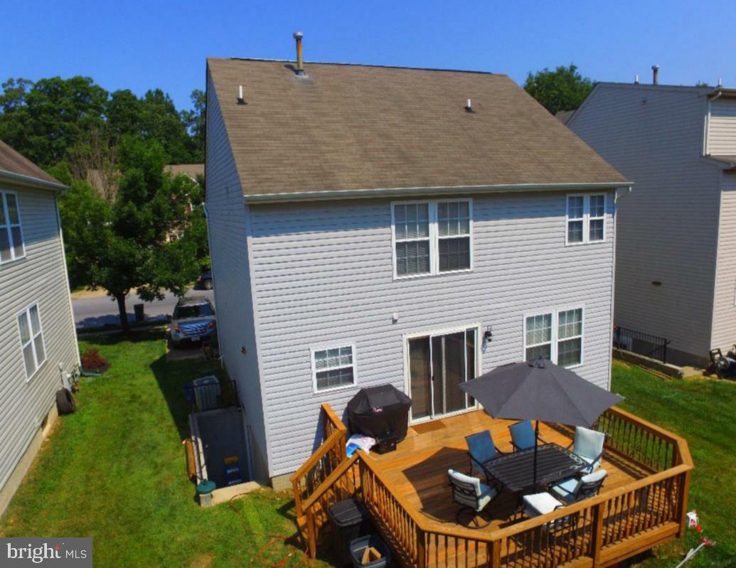 Back yard/deck