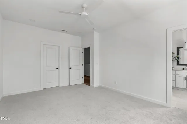 an empty room with closet