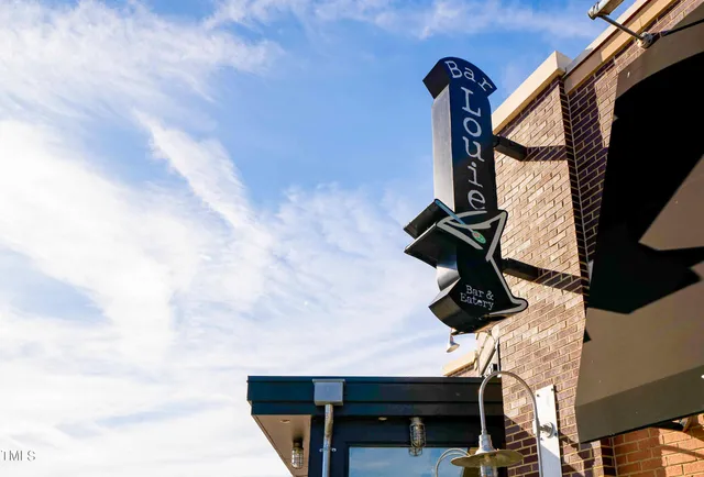 $579,000 | 6424 Tanner Oak Lane, Raleigh, NC 27613