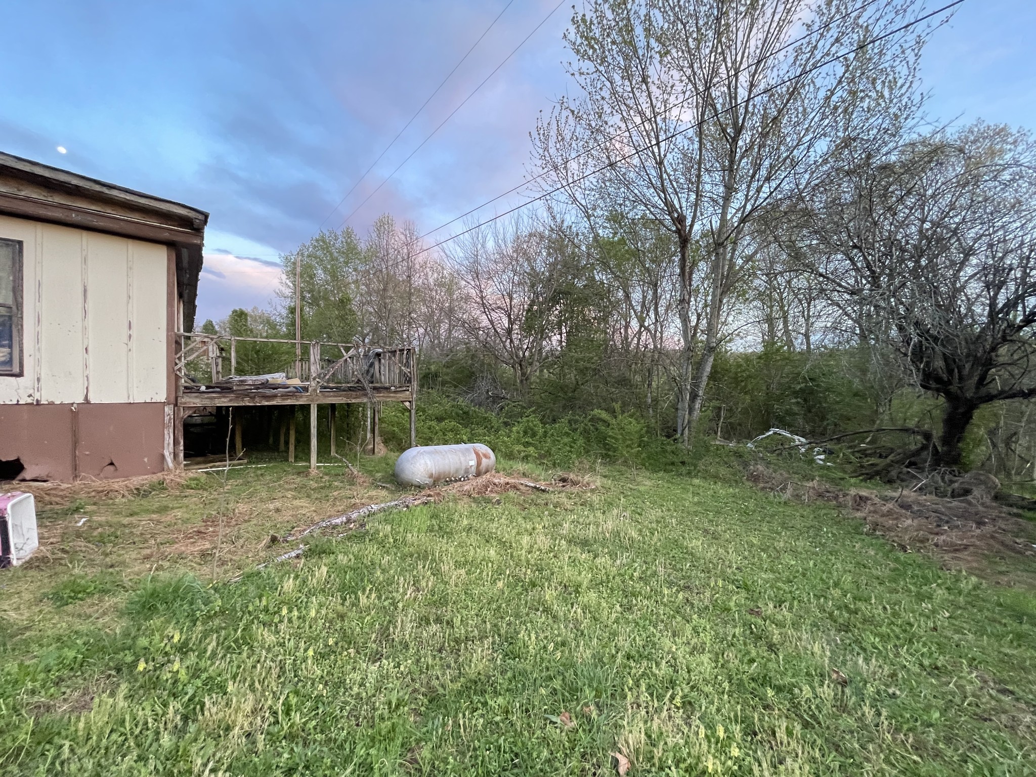 1328 Edmenson Road Clarksville, TN 37040 - Photo 6 of 13 Gallery Image 6