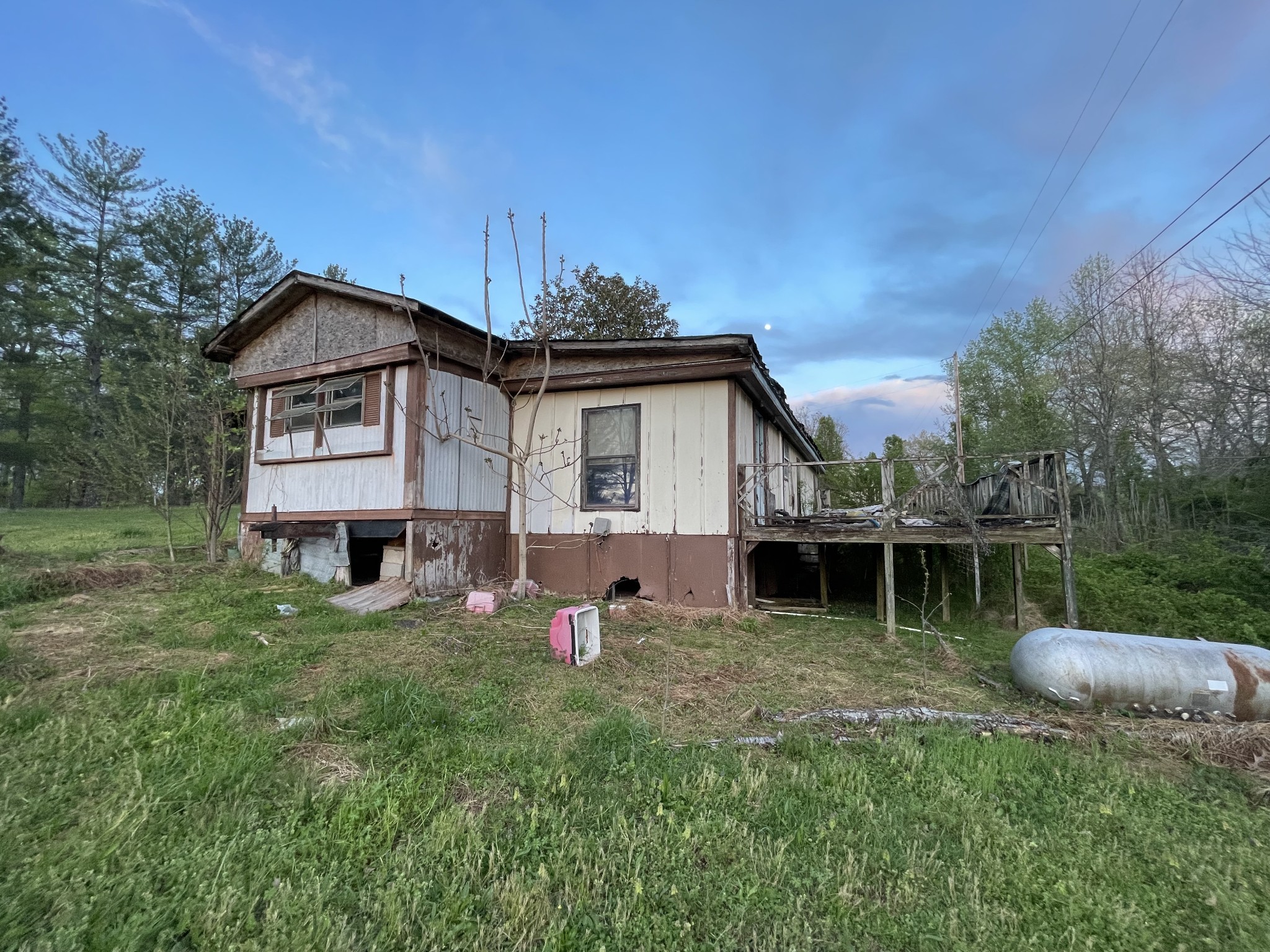 1328 Edmenson Road Clarksville, TN 37040 - Photo 8 of 13 Gallery Image 8