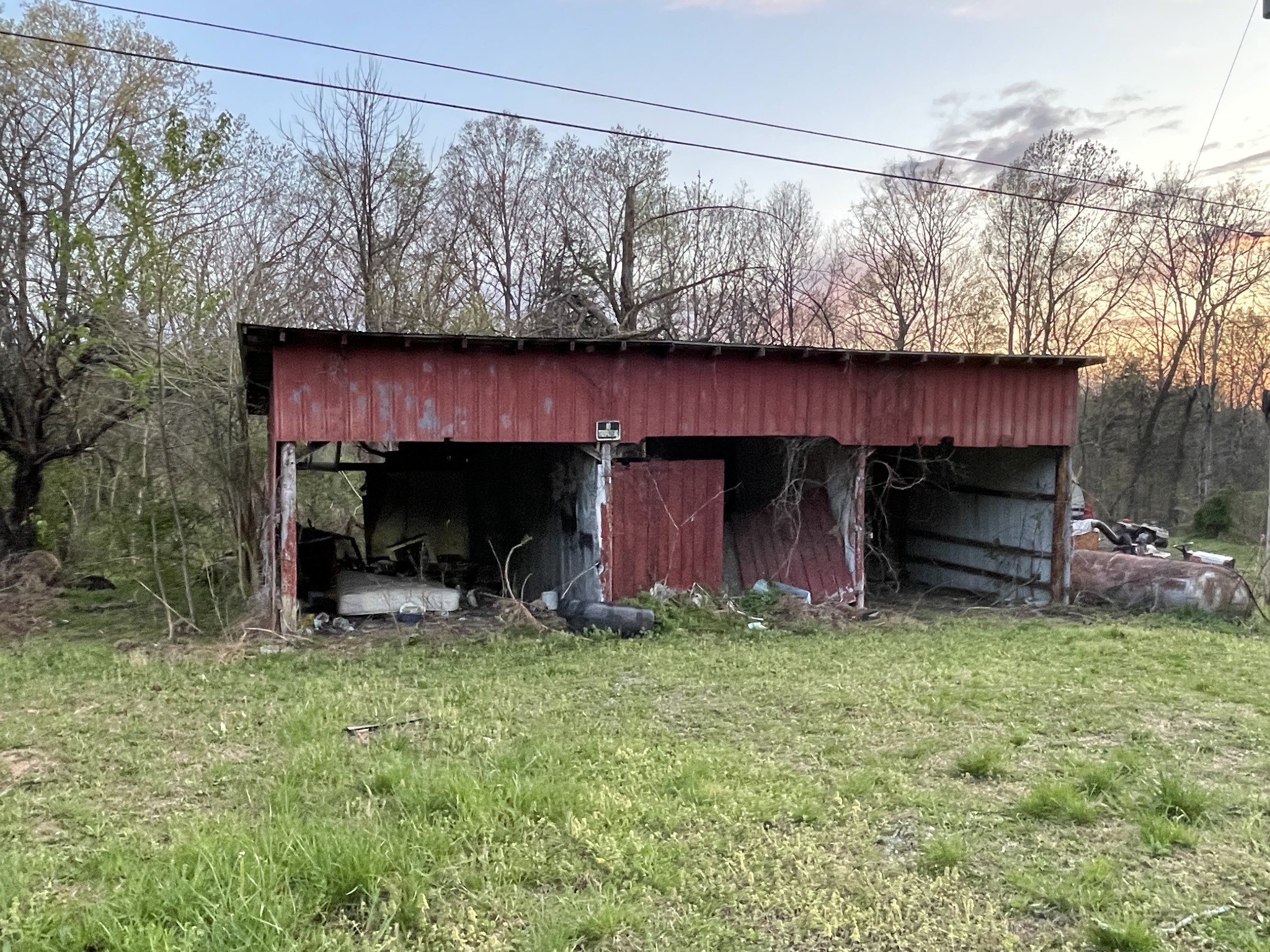 1328 Edmenson Road Clarksville, TN 37040 - Photo 10 of 13 Gallery Image 10