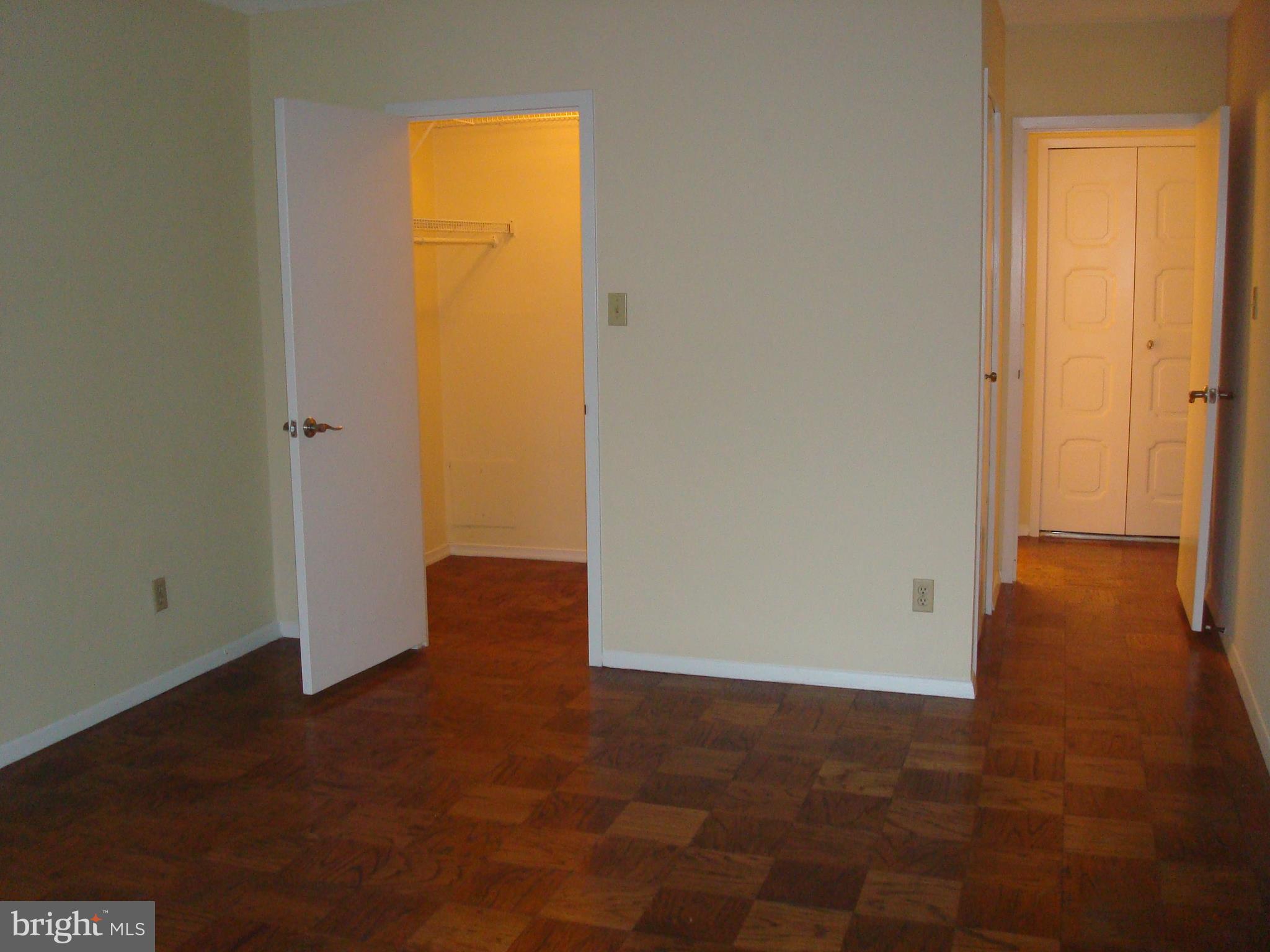 5225 Pooks Hill Road, Unit 710N Bethesda, MD 20814 - Photo 9 of 28 2 closets, including a walk-in!