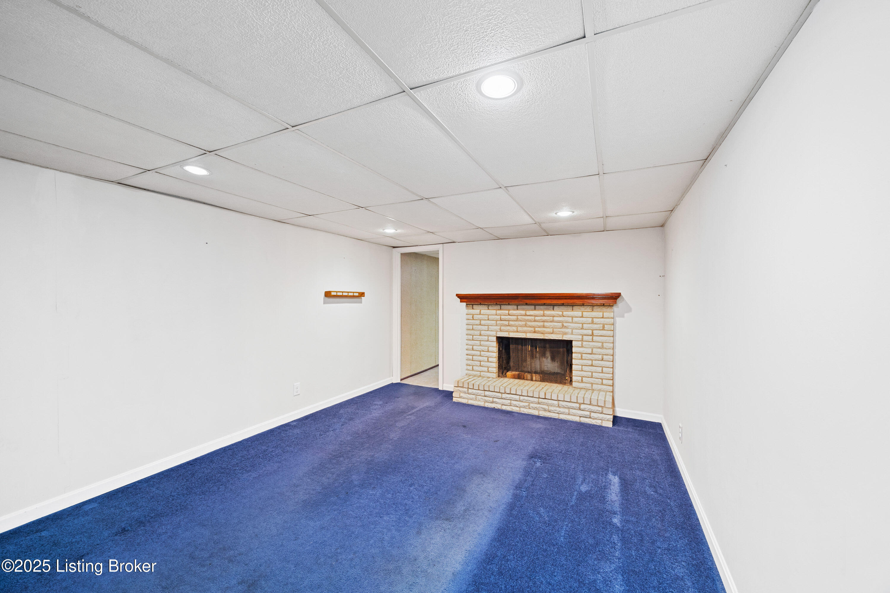 8296 Terry Road Louisville, KY 40258 - Photo 27 of 34 032