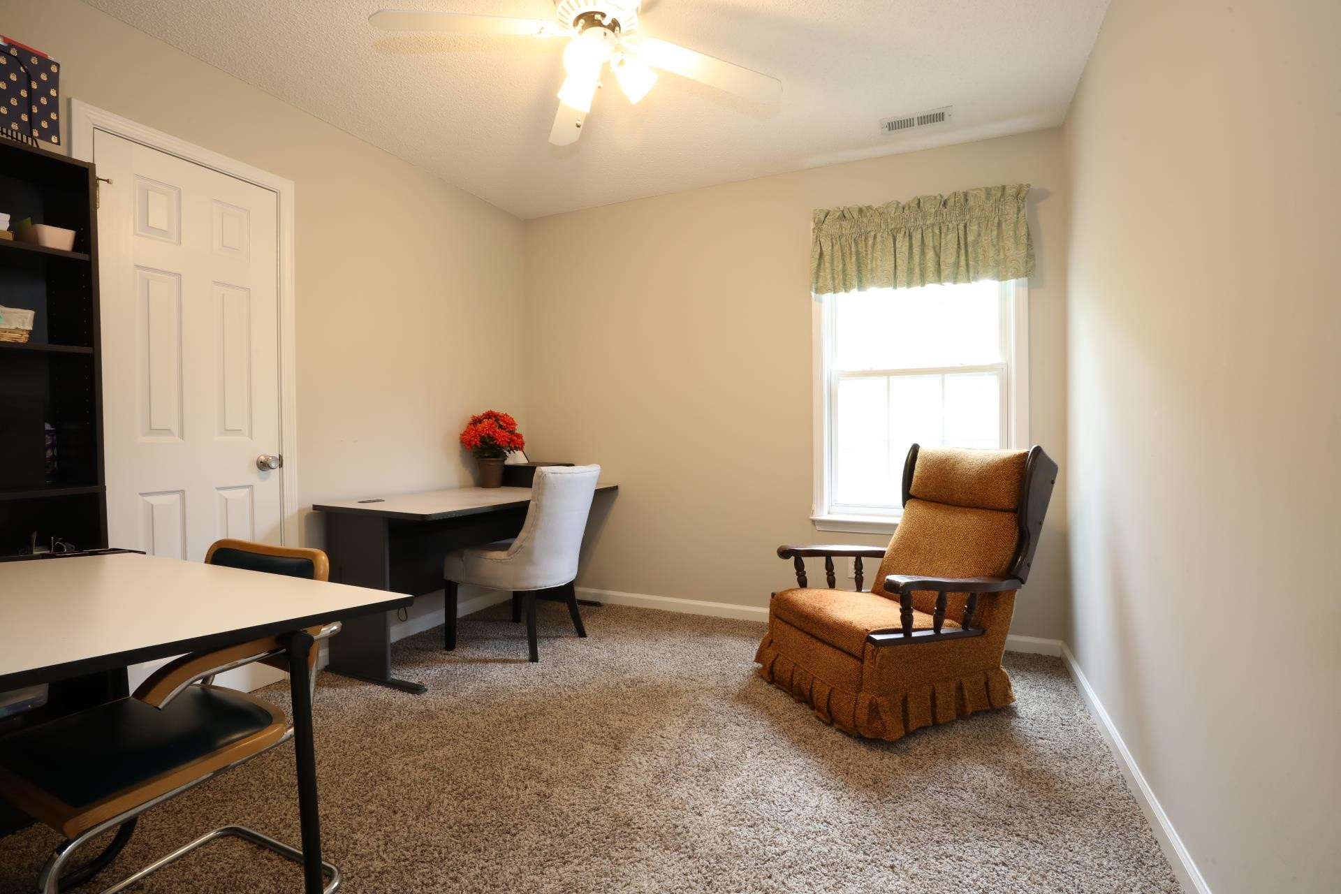 110 Ridge Lake Drive Apex, NC 27539 - Photo 17 of 26 Bedroom