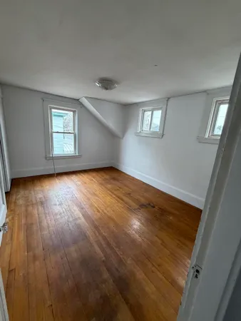 $279,670 | 211 Maple Street, Bangor, ME 04401