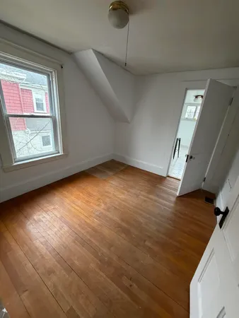 $279,670 | 211 Maple Street, Bangor, ME 04401