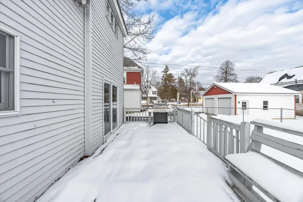 $279,670 | 211 Maple Street, Bangor, ME 04401