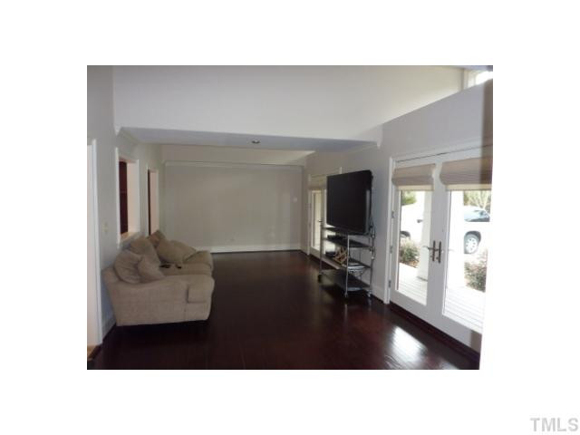 4513 Pitt Street Raleigh, NC 27609 - Photo 7 of 17 Photo 7