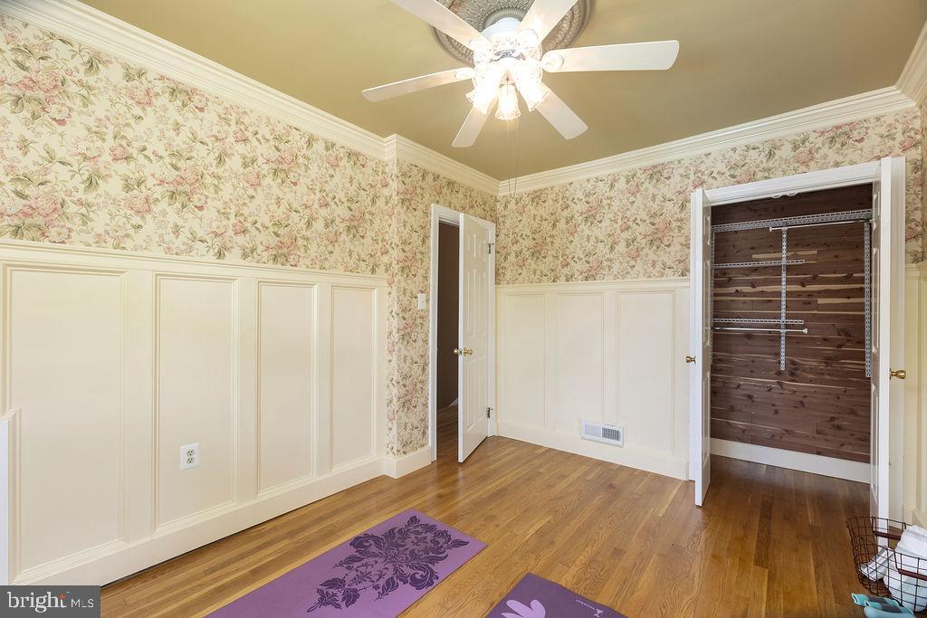 1516 Vivian Court Silver Spring, MD 20902 - Photo 21 of 61 2nd Bedroom on 4th Level Cedar closet