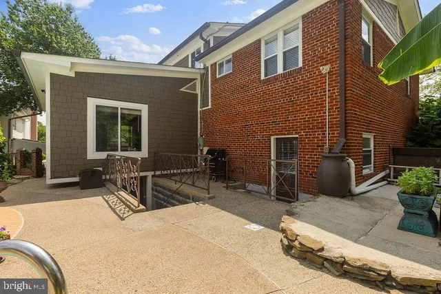 $819,950 | 1516 Vivian Court, Silver Spring, MD 20902