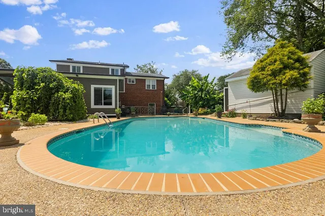 $819,950 | 1516 Vivian Court, Silver Spring, MD 20902