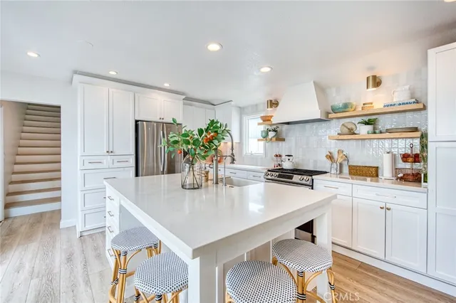 $8,000 | 234 Prospect Street, Newport Beach, CA 92663