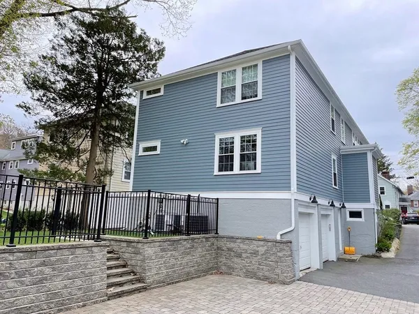 $5,225 | 15 Bonwood Street, Unit 15, Newton, MA 02460