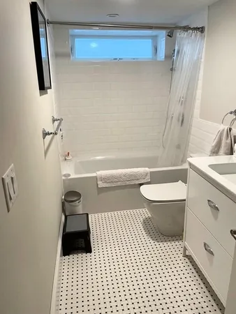 $5,225 | 15 Bonwood Street, Unit 15, Newton, MA 02460