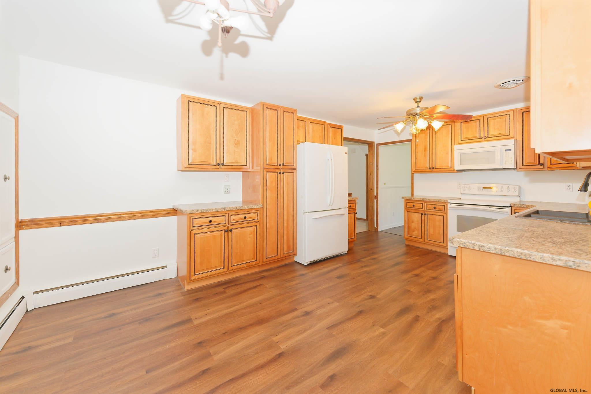 12 Maple Ridge Clifton Park, NY 12019 - Photo 9 of 24 Photo 9