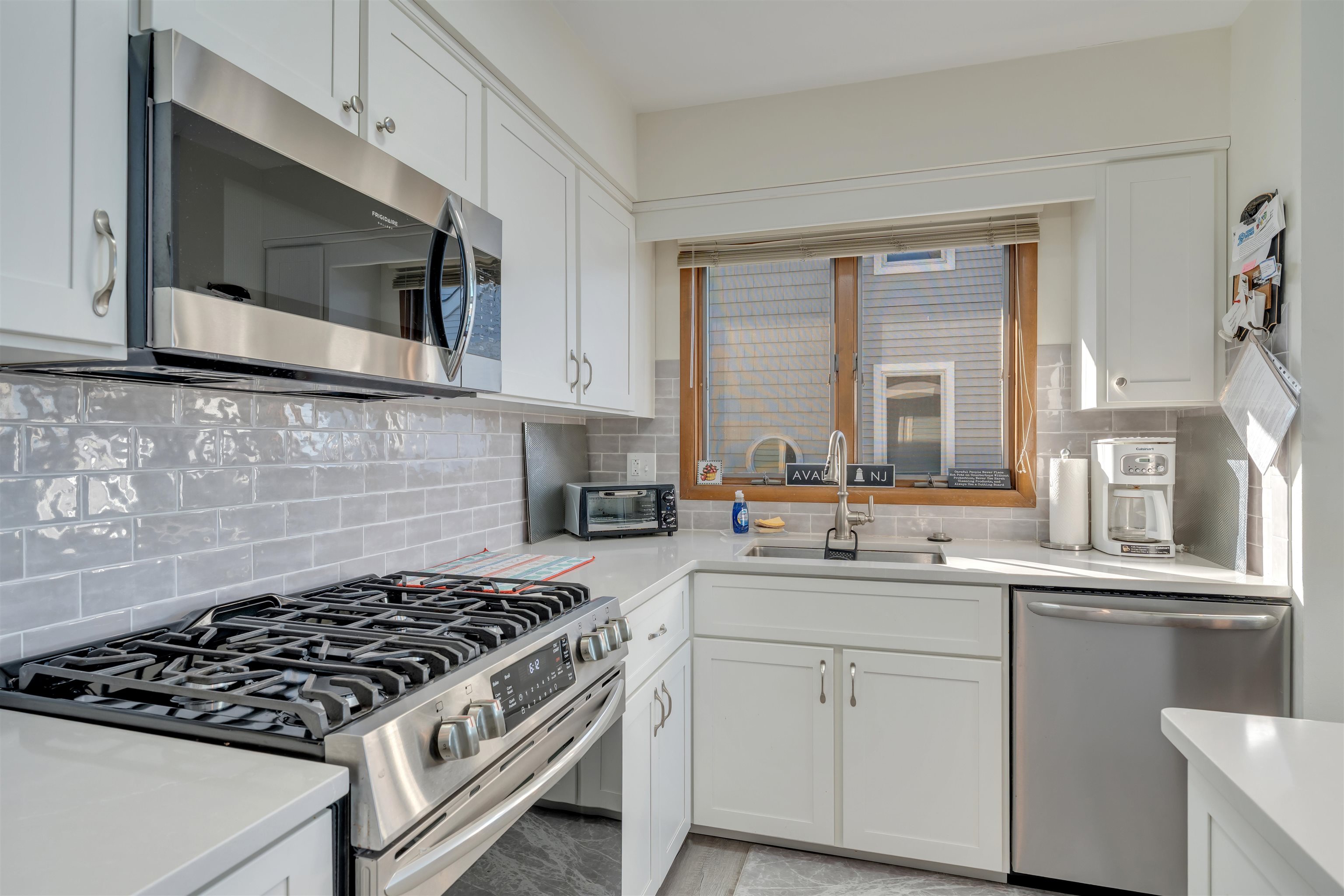 383 39th Street, Unit WEST Avalon, NJ 08202 - Photo 10 of 47