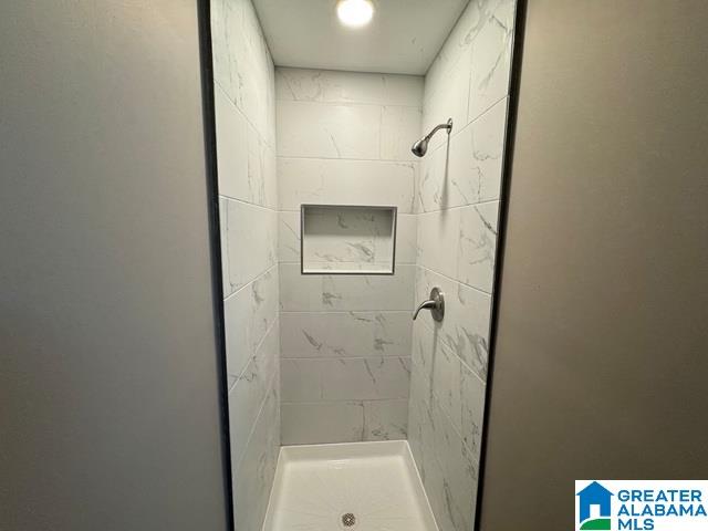 1633 Eastern Valley Road Bessemer, AL 35022 - Photo 13 of 14