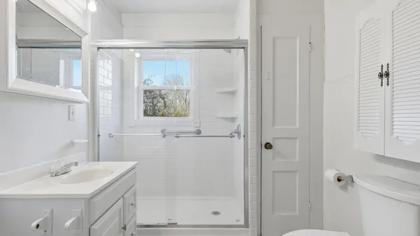 $1,000,000 | 2977 Highway 56, Tracy City, TN 37387