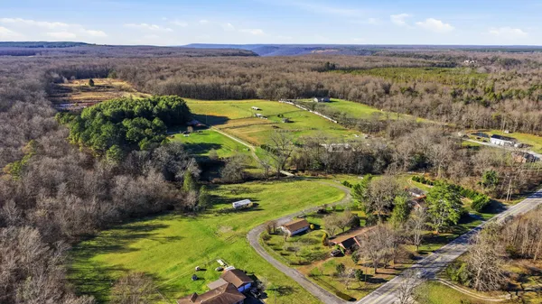 $1,000,000 | 2977 Highway 56, Tracy City, TN 37387