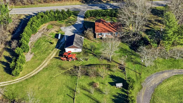 $1,000,000 | 2977 Highway 56, Tracy City, TN 37387